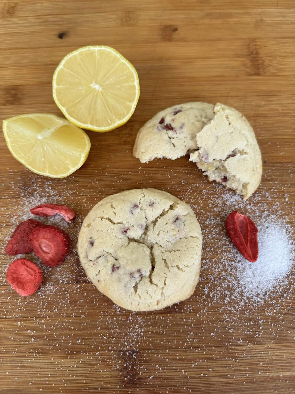 Strawberry Lemonade Cookies